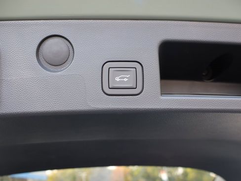 New 2026 Chevrolet Equinox LT w/ Convenience Package II image 24