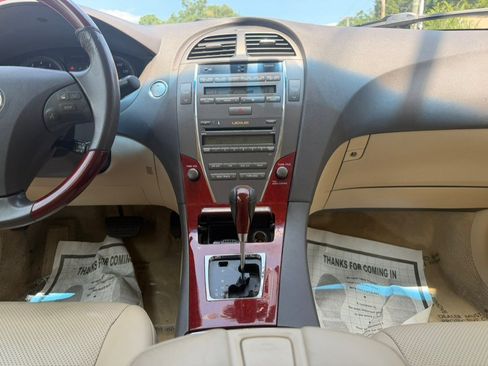 Used 2009 Lexus ES 350 w/ Premium Pkg Plus FWD image 25