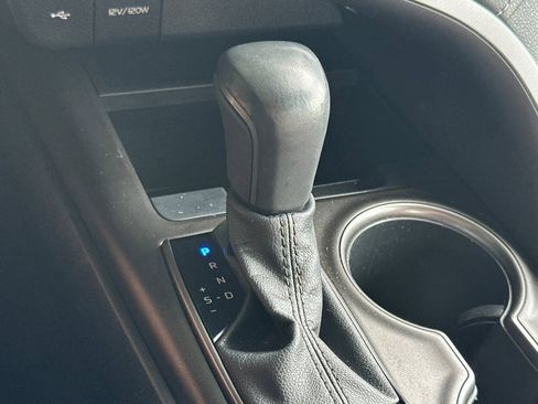 Used 2021 Toyota Camry SE image 25