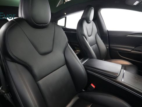 Used 2022 Tesla Model S AWD/4WD image 4