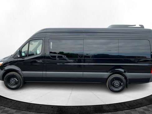 New 2025 Mercedes-Benz Sprinter 2500 image 2