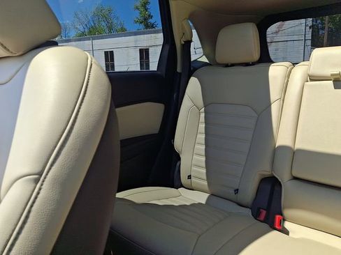 Certified 2023 Ford Edge SEL w/ Convenience Package AWD/4WD image 21