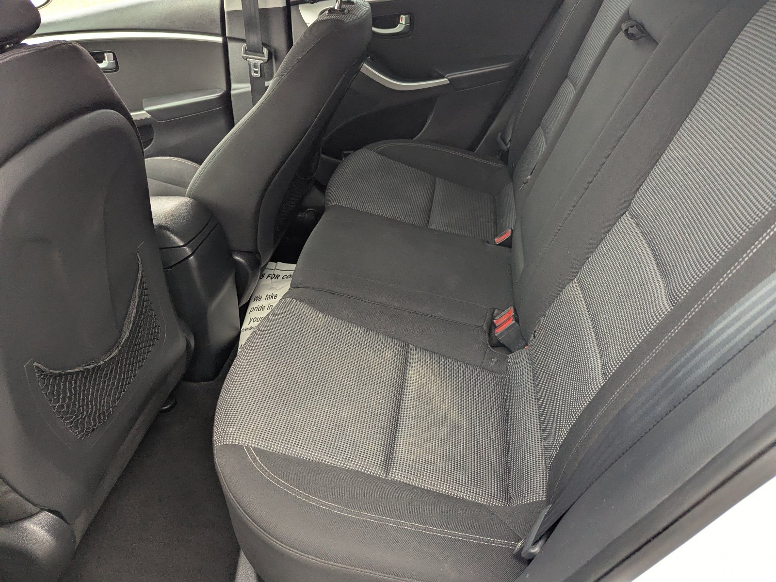Used 2016 Hyundai Elantra GT FWD image 17