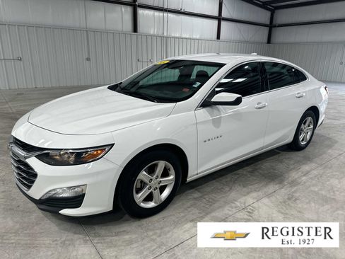 Used 2024 Chevrolet Malibu LT FWD image 1