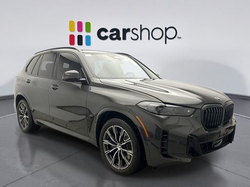 Used 2025 BMW X5 xDrive40i w/ M Sport Package AWD/4WD image 7