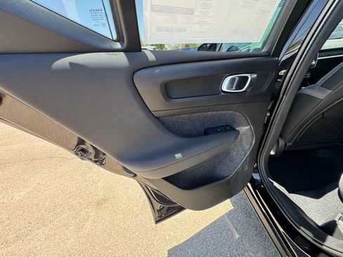 New 2025 Volvo EX40 Core w/ Climate Package image 21