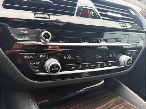 Used 2020 BMW M550i xDrive w/ Dynamic Handling Package image 20