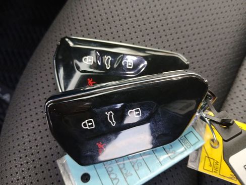 New 2026 Volkswagen Atlas SE image 27