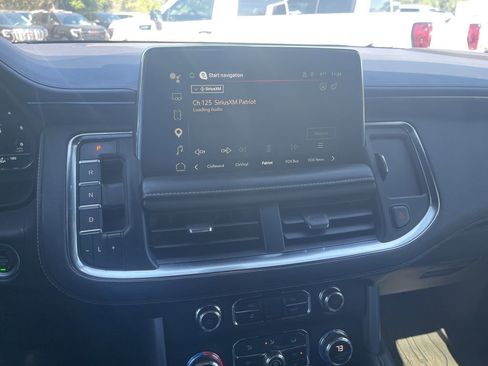 Used 2022 GMC Yukon XL SLT w/ SLT Premium Package RWD image 20