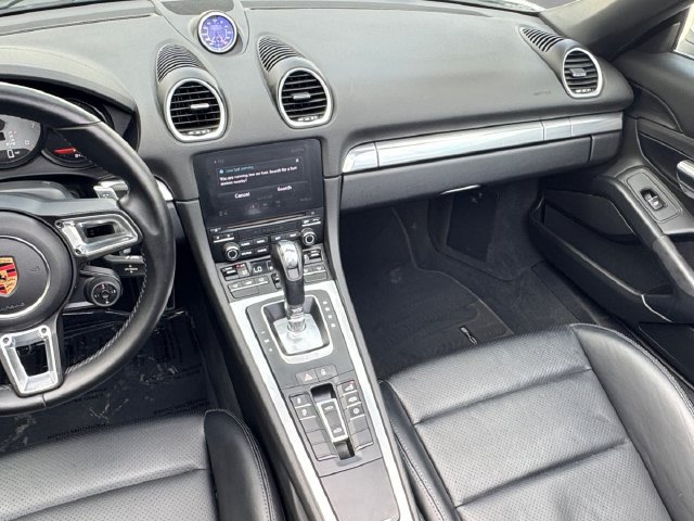 Used 2017 Porsche 718 Boxster S RWD image 3