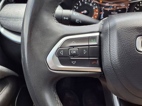 Used 2024 Jeep Compass Latitude AWD/4WD image 15