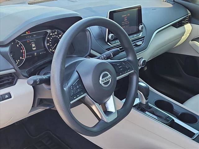 Used 2020 Nissan Altima 2.5 S FWD image 9