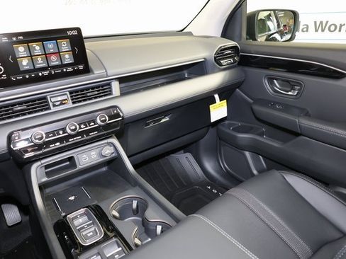 New 2025 Honda Pilot EX-L image 9