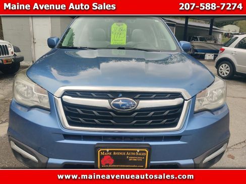 Used 2017 Subaru Forester 2.5i Premium AWD/4WD image 1