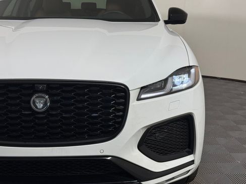 New 2026 Jaguar F-PACE R-Dynamic S image 11