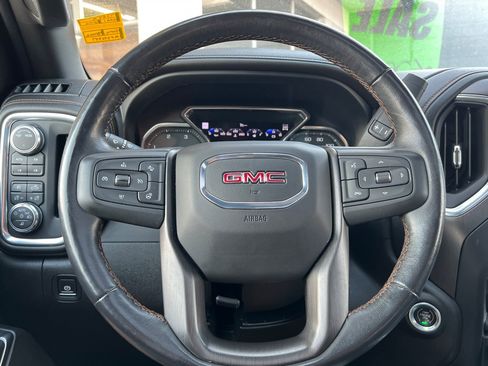 Used 2021 GMC Sierra 2500 AT4 w/ AT4 Preferred Package image 20