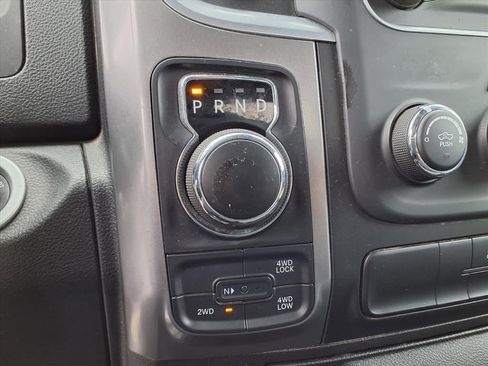 Used 2024 RAM 1500 Classic SLT image 8