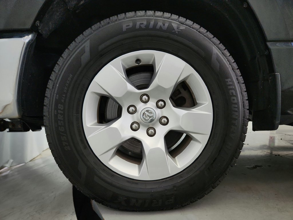 Used 2020 RAM 1500 Big Horn AWD/4WD image 33