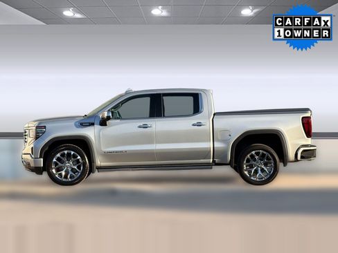 Used 2022 GMC Sierra 1500 Denali AWD/4WD image 2