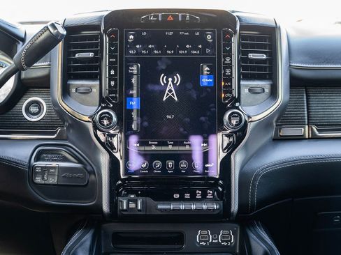 Used 2020 RAM 2500 Limited image 30