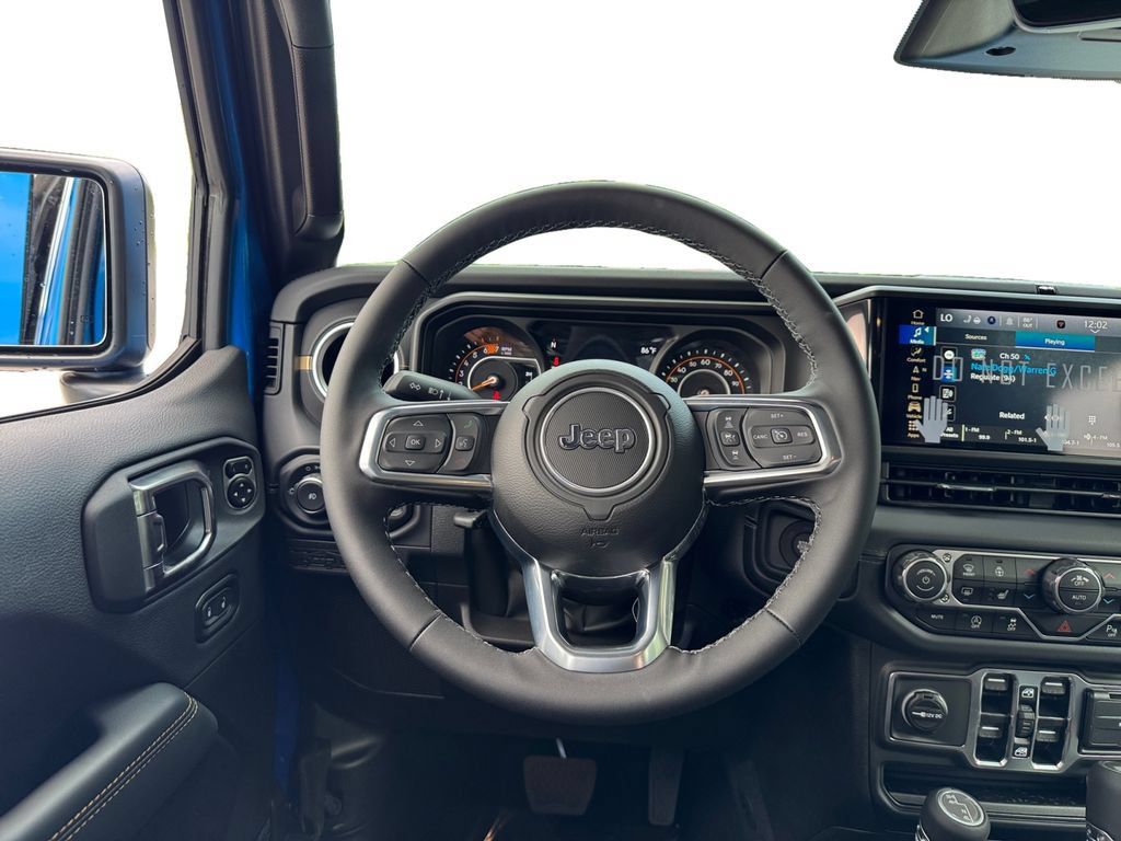 New 2025 Jeep Wrangler Unlimited Sahara AWD/4WD image 12
