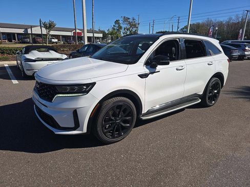 Used 2022 Kia Sorento SX image 1