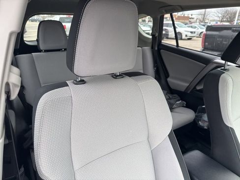 Used 2018 Toyota RAV4 XLE w/ Plus Extra Value Package image 18