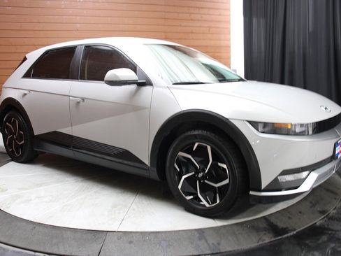 Used 2024 Hyundai Ioniq 5 SEL image 44