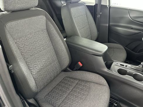 Used 2024 Chevrolet Equinox LT w/ LPO, Floor Liner Package FWD image 28