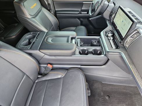 Used 2025 Ford Expedition Tremor image 16