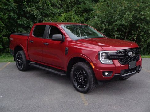 Used 2025 Ford Ranger XLT w/ Equipment Group 301A High AWD/4WD image 3