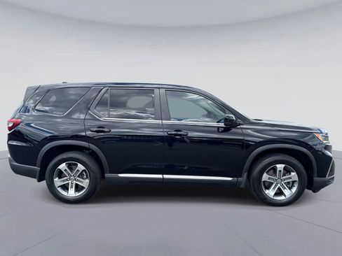 Certified 2023 Honda Pilot EX-L image 2