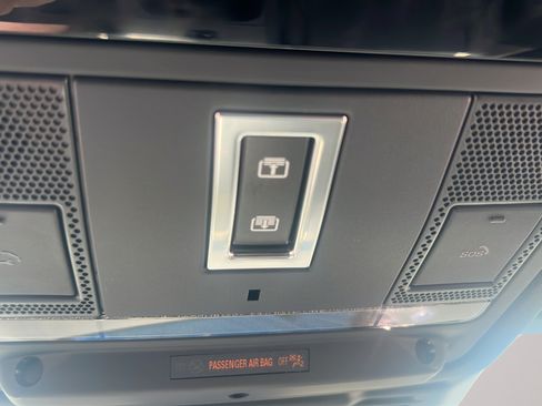 New 2026 Land Rover Discovery Sport Landmark AWD/4WD image 26