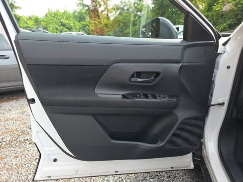 Used 2026 Nissan Kicks S FWD image 13