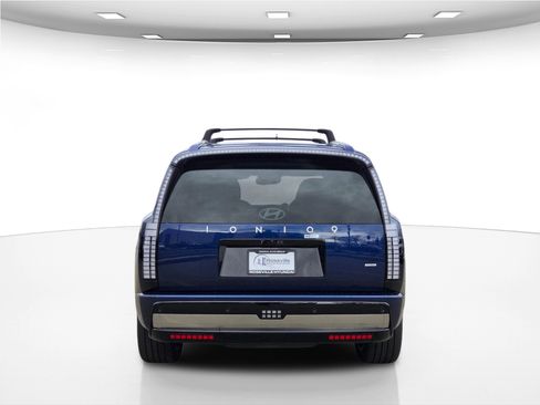 New 2026 Hyundai Ioniq 9 Calligraphy image 7