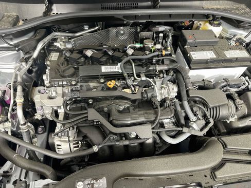 Used 2026 Toyota Corolla Cross L FWD image 32