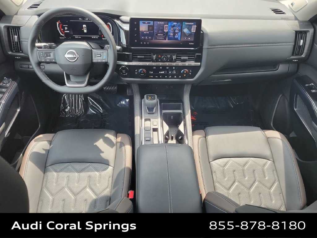 Used 2026 Nissan Pathfinder Platinum FWD image 18
