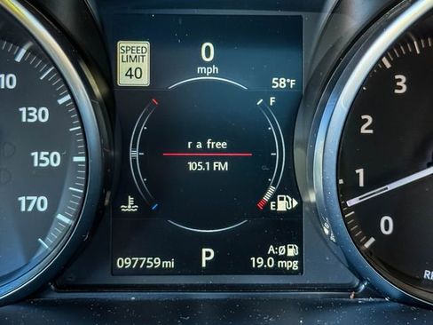 Used 2017 Land Rover Range Rover Sport HSE image 26