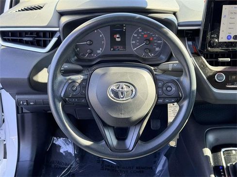 Used 2024 Toyota Corolla LE image 19