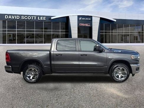 Used 2026 RAM 1500 Big Horn AWD/4WD image 4