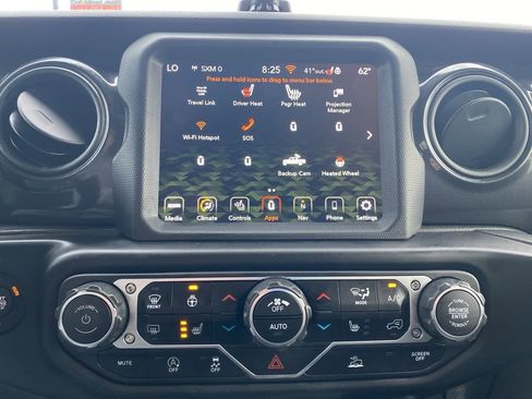 Certified 2022 Jeep Gladiator Sport image 23