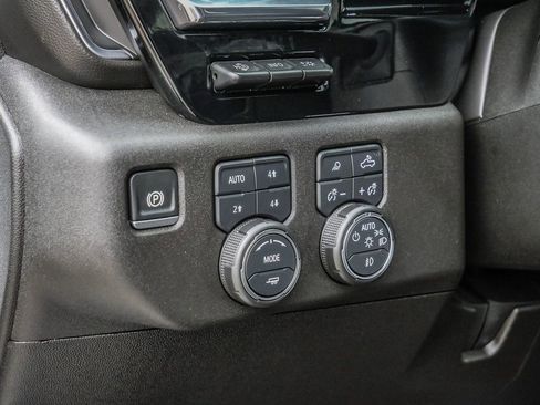 Certified 2025 Chevrolet Silverado 2500 High Country w/ High Country Premium Package image 35