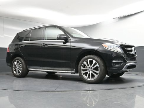 Used 2016 Mercedes-Benz GLE 350 w/ Premium Package image 26