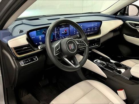 Used 2024 Buick Envision Avenir AWD/4WD image 16