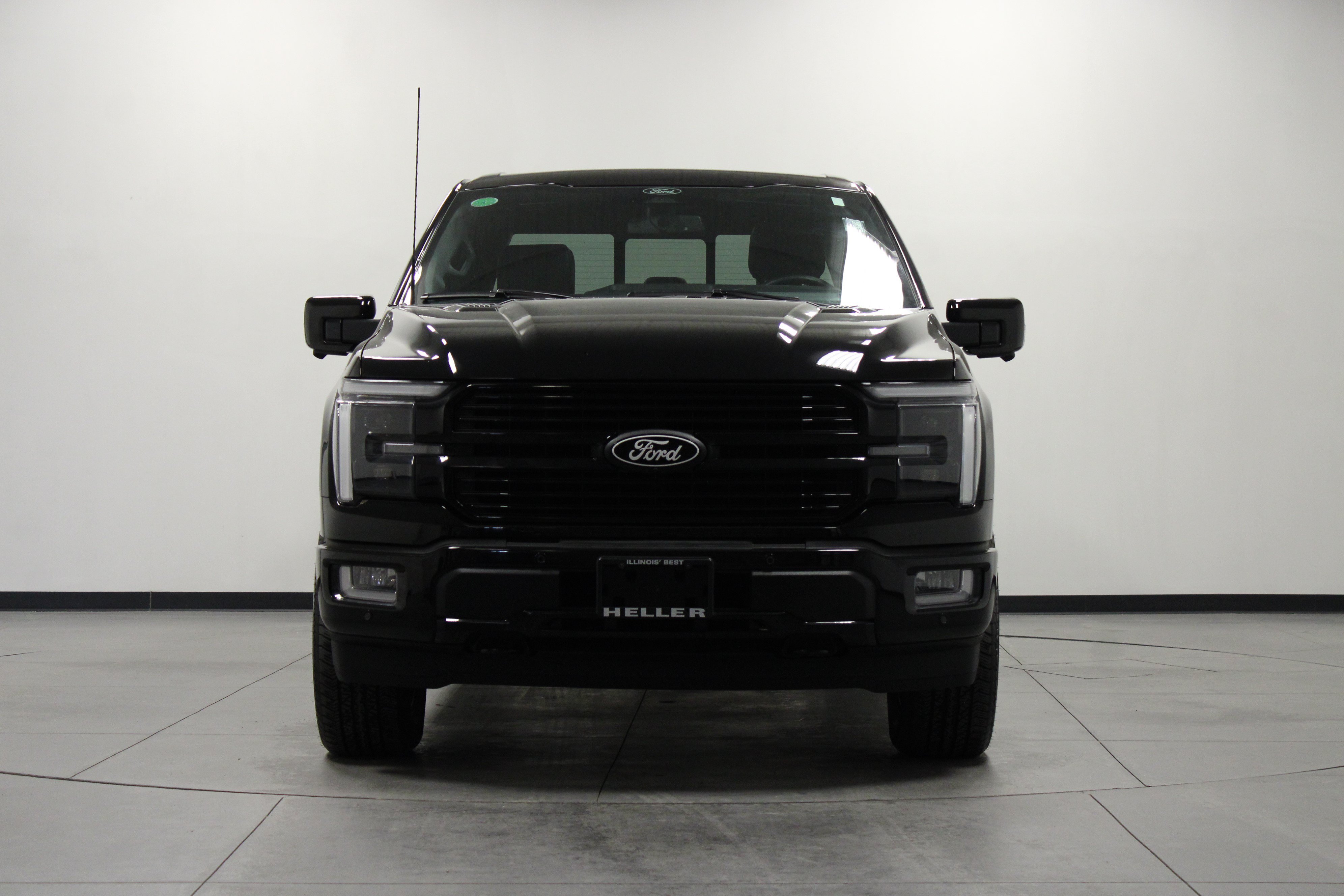 Used 2025 Ford F150 Platinum w/ Equipment Group 702A High AWD/4WD image 9