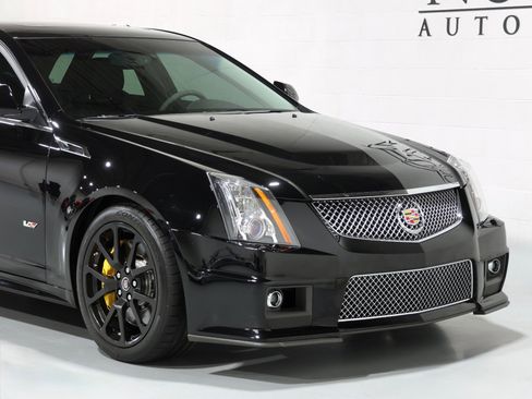 Used 2011 Cadillac CTS V image 50