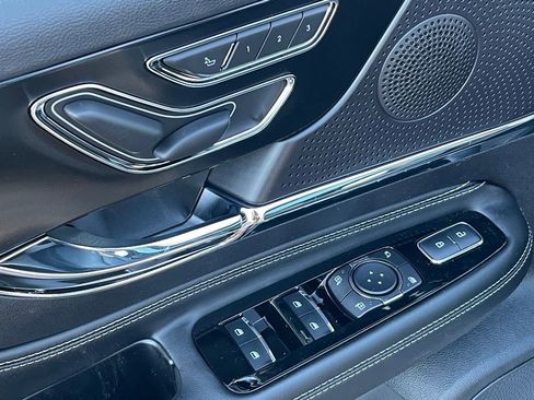 New 2026 Lincoln Corsair Reserve image 16