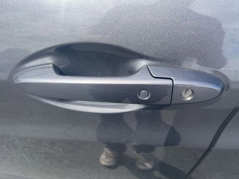 Used 2017 Honda HR-V EX-L image 16