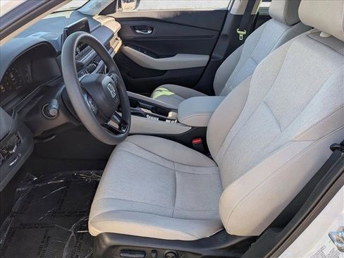 Certified 2025 Honda Accord SE image 14
