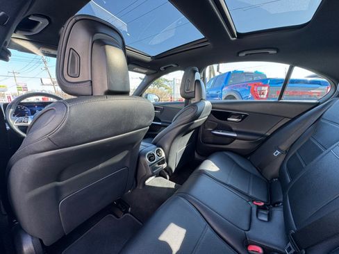 Used 2022 Mercedes-Benz C 300 4MATIC Sedan image 28